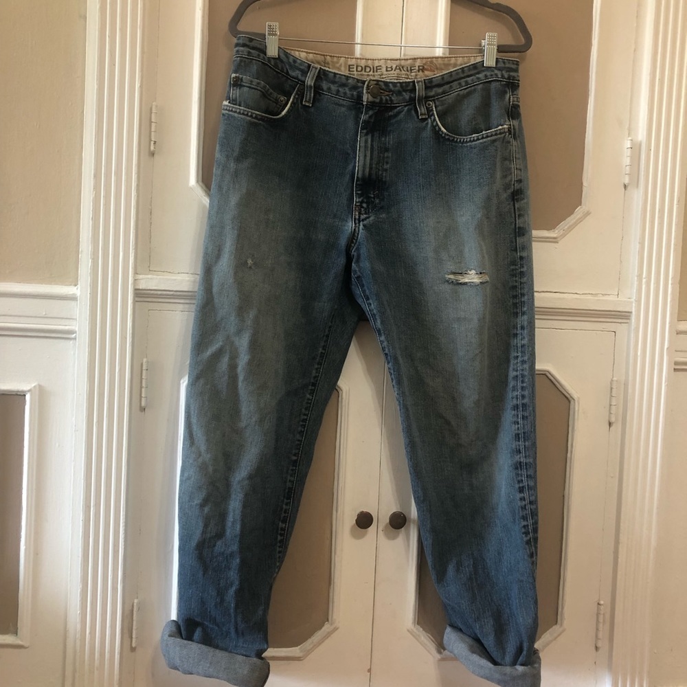 🤤SOLD🤤distressed eddie bauer original fit jeans